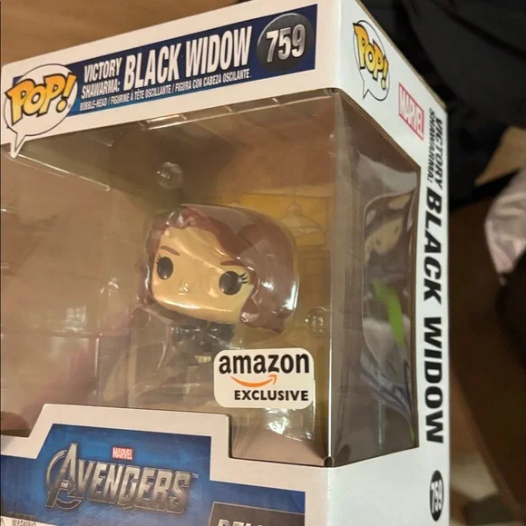 Funko Avengers Black Widow Deluxe Figure - Picture 2 of 3